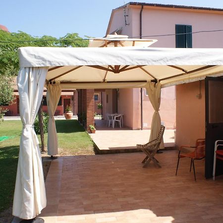 アルビニア Casale La Barcaヴィラ エクステリア 写真